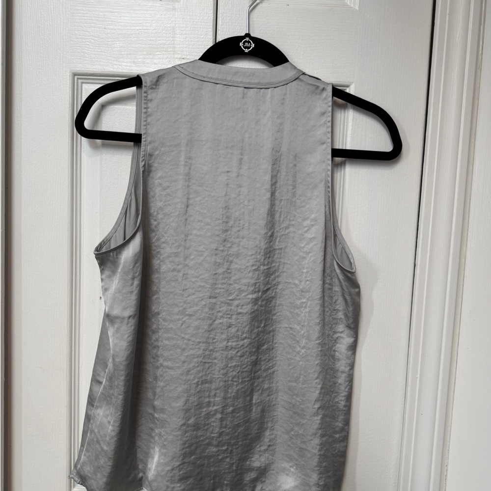 Showstopper Top with Ruffle - Picture 2 of 3